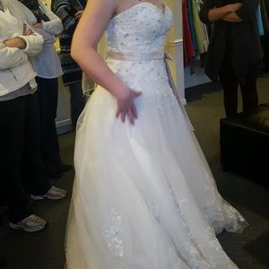 Wedding dress